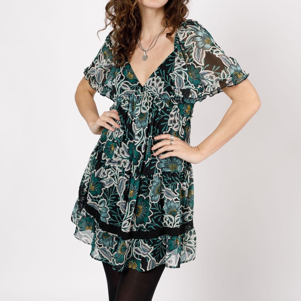 Band of gypsies Floral V-Neck Mini Dress in Teal Green